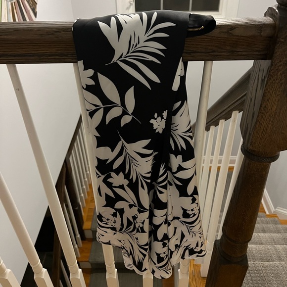 AMUR Adalia Floral Cutout Maxi Dress 0 - Picture 5 of 7